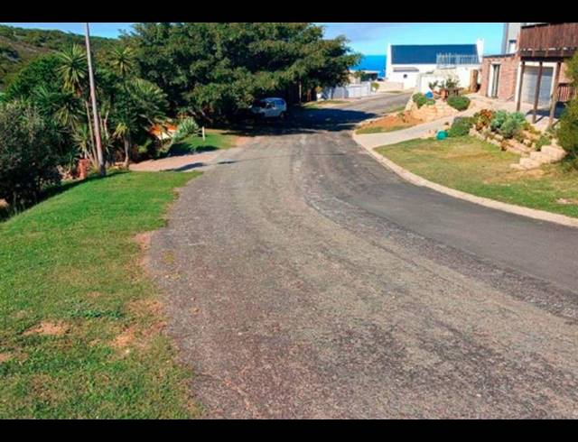 LAND FOR SALE IN DANA BAY